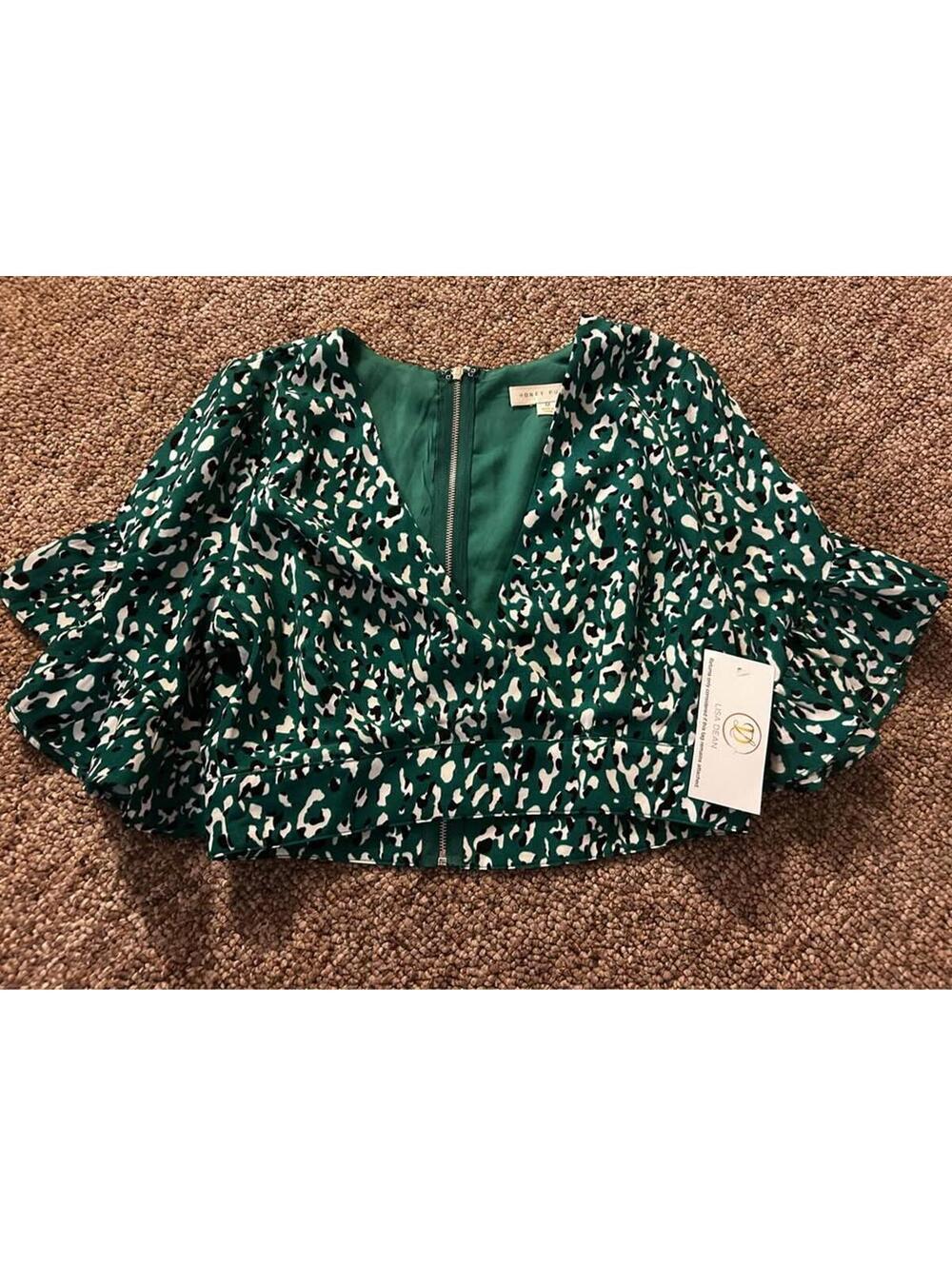 Honey Punch size medium - new with tags
